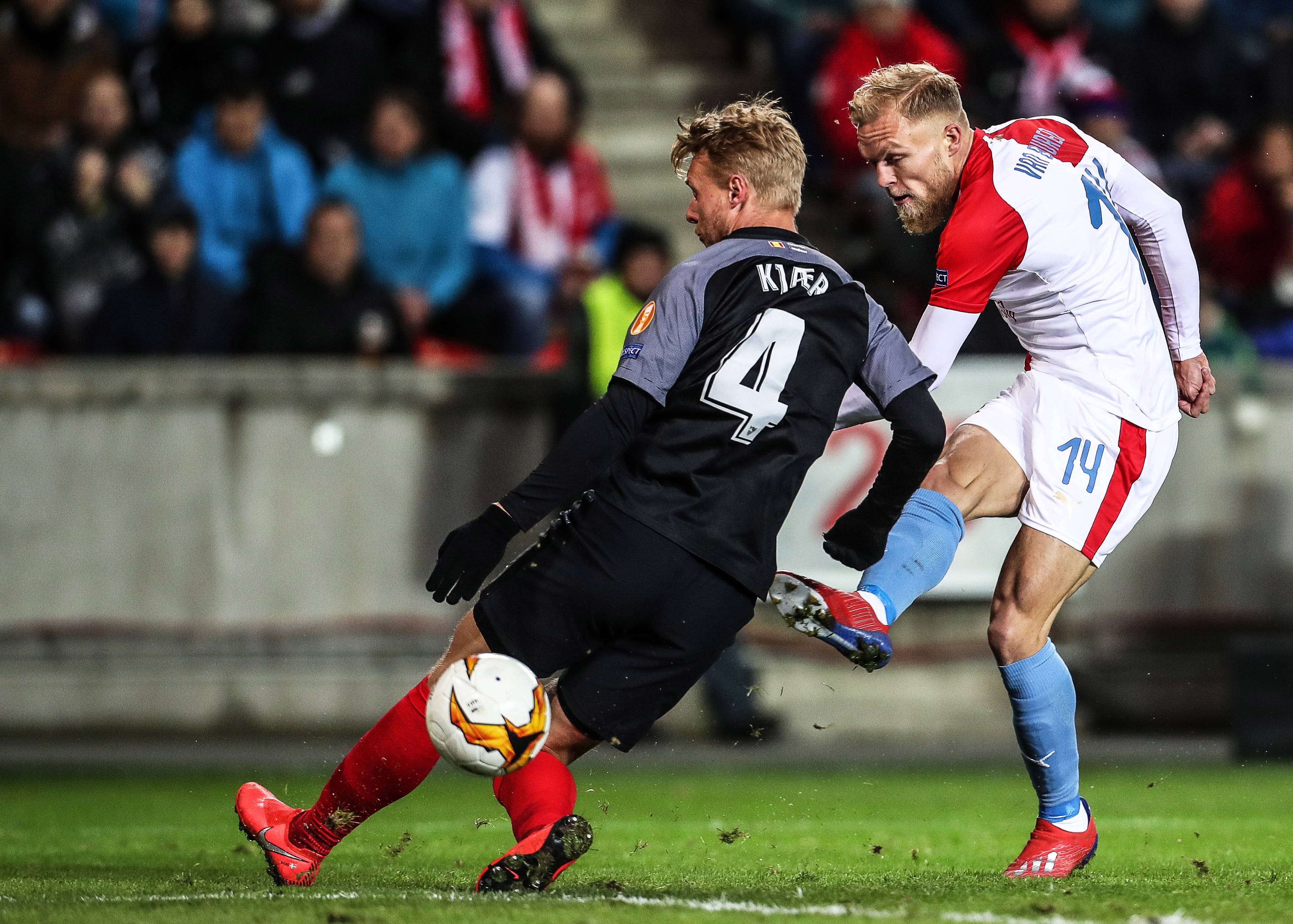 今夜全明星赛焦点战，亚特兰大战术微调，气氛紧张，轮换策略成焦点的简单介绍