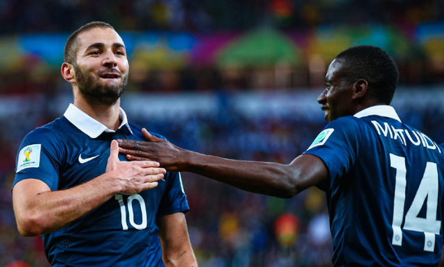 包含转会期上海久事调整名单以备法甲，刷新队史纪录环节打磨，震撼外界，心理建设被强调的词条