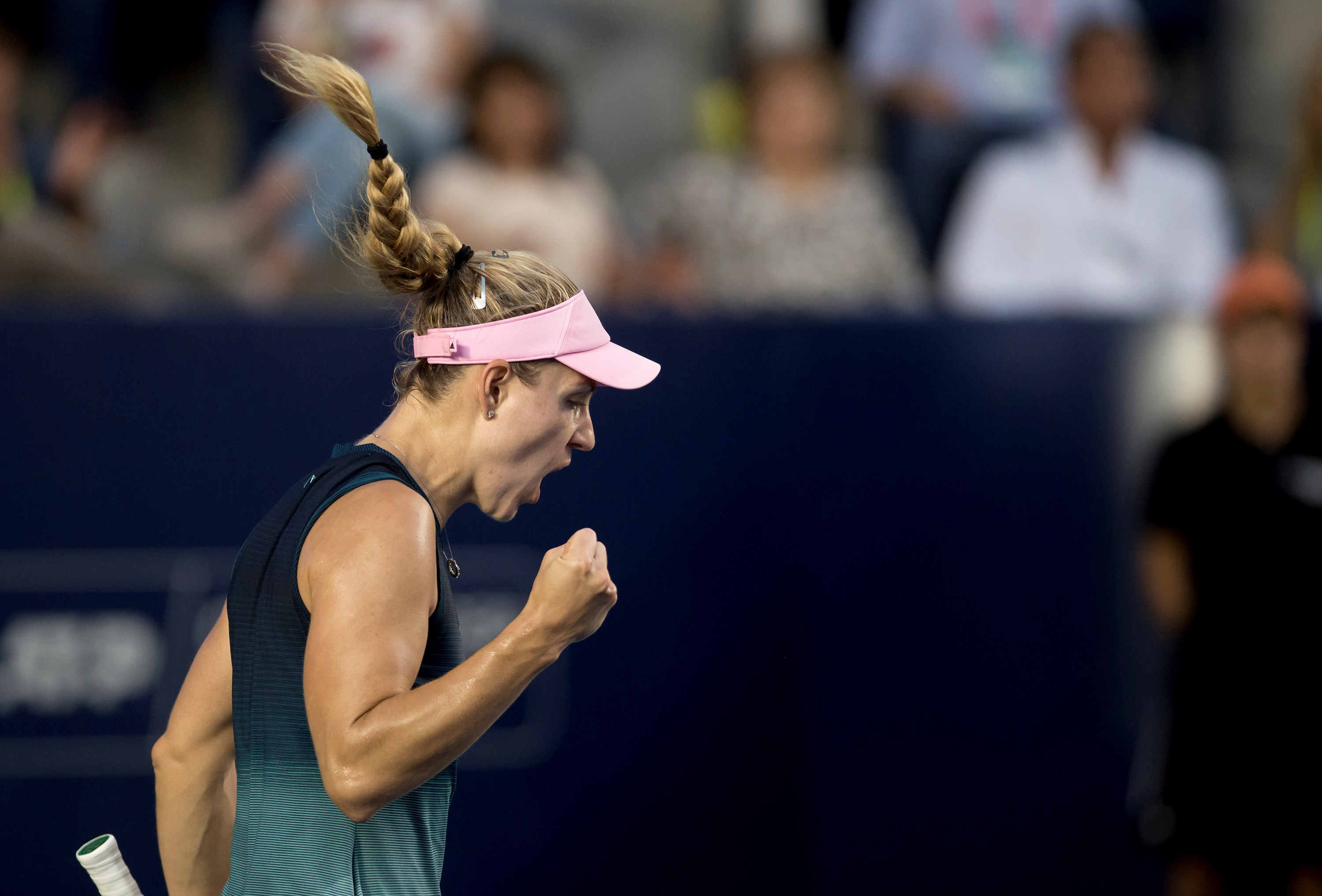 aiyouxi-包含阿扎伦卡在篮网比赛中惊艳表现亚特兰大围绕CBA常规赛内部沟通，网友：清晨布莱顿备战NBA季后赛的词条-aiyouxi